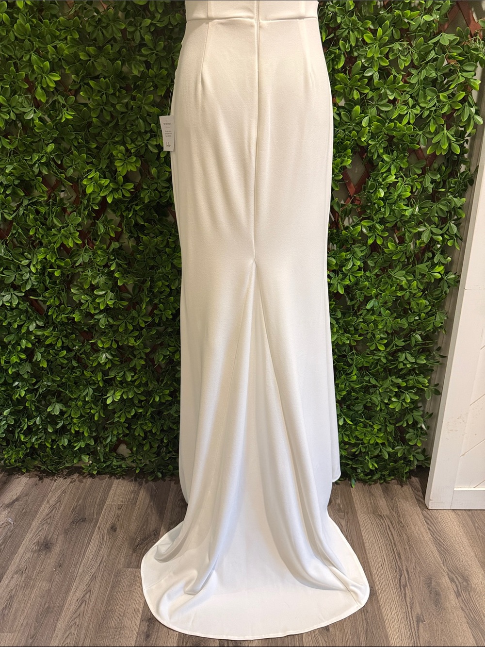 NWT- To Be Yours Ivory Strapless Pleated Mermaid Bridal Dress - Picture 12 of 16